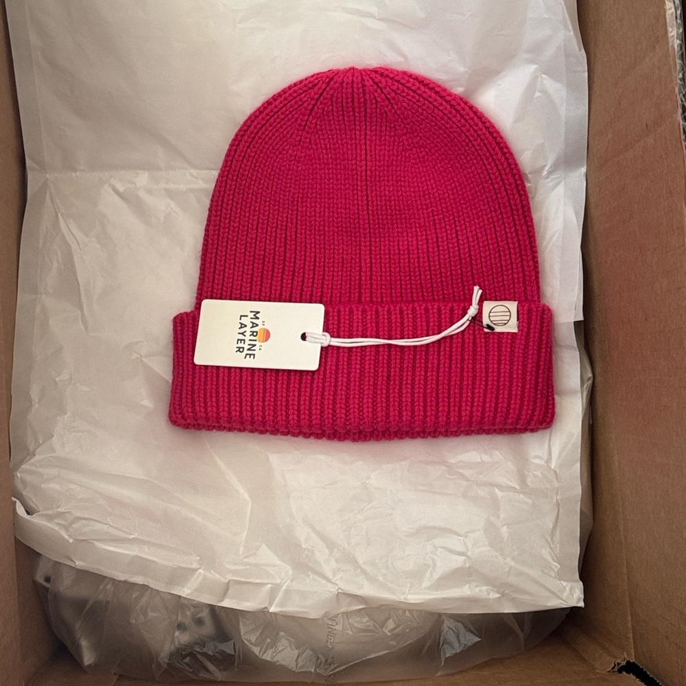 Marine Layer UnisexPink Knit Beanie NWT Absurdly Soft Eco-Friendly Winter Hat OS